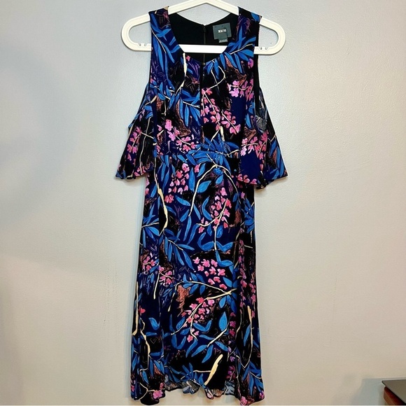 Anthropologie Maeve Elia Blue Floral Cold Shoulder Short Sleeve Midi Dress Sz 8 - Picture 4 of 16